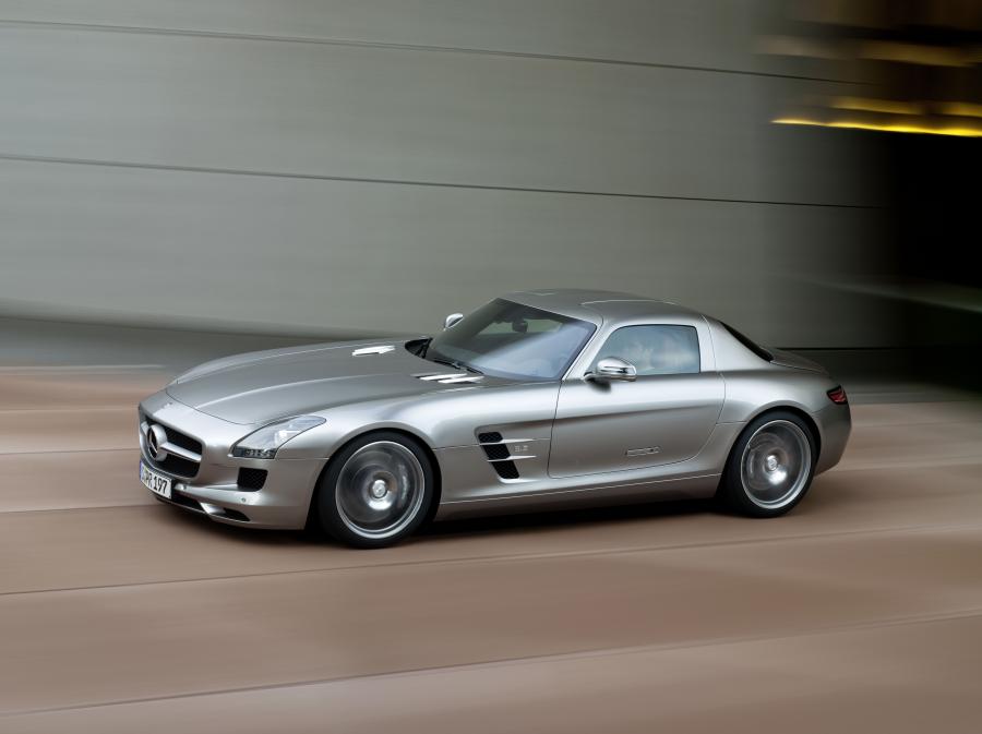  Mercedes-Benz SLS AMG 2010 года  (фото 442 из 526)